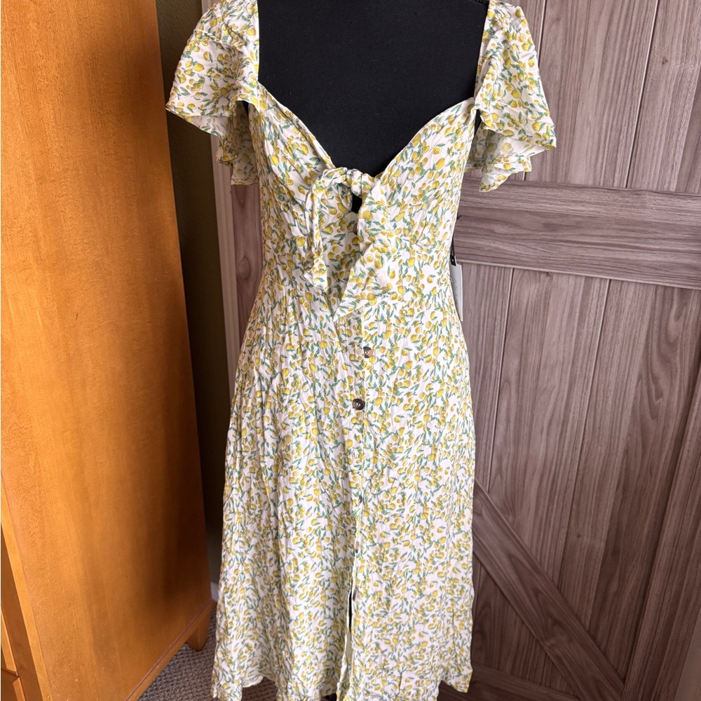 NWT Astr Cream Tie Front Sundress